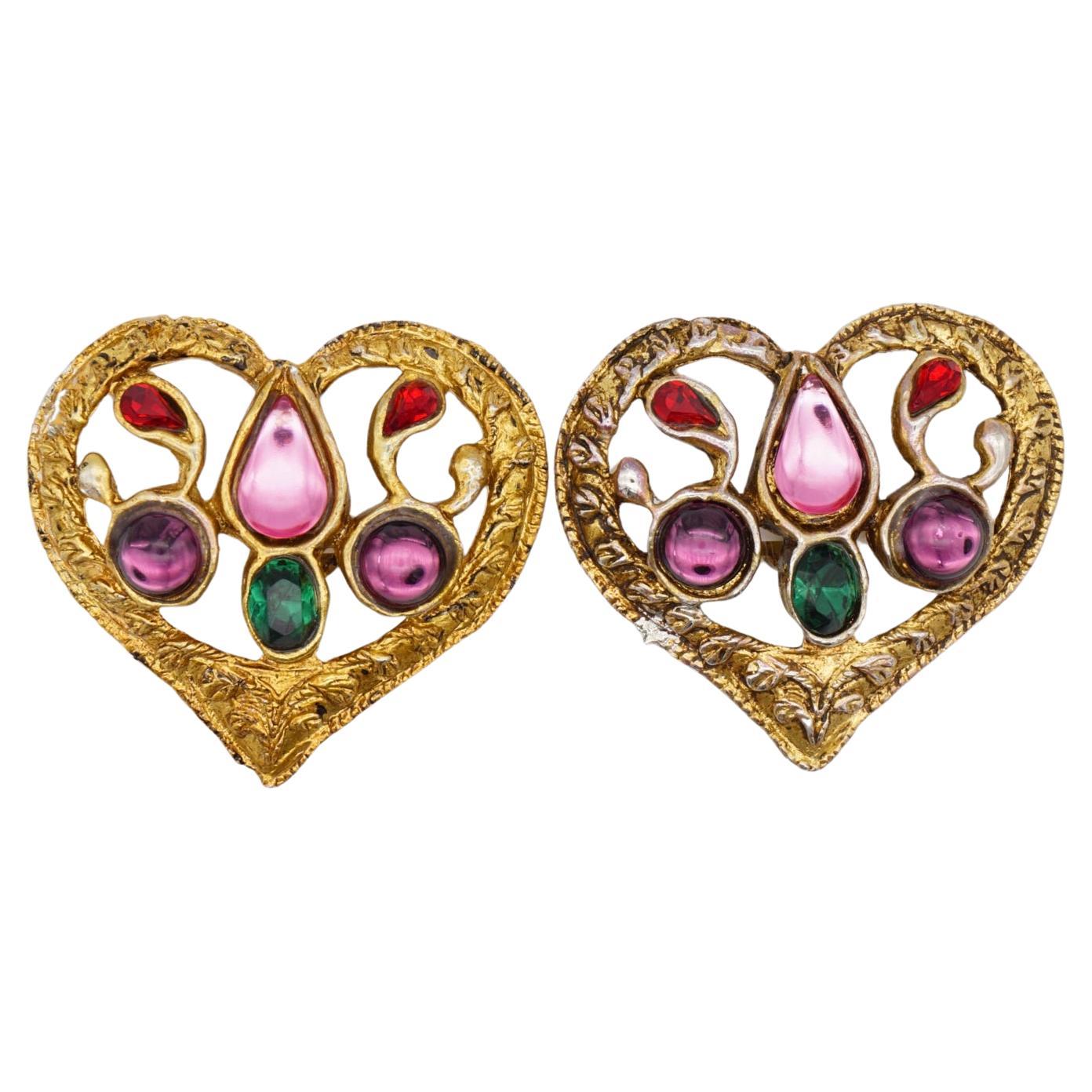 Christian Lacroix Vintage Grandi orecchini a cuore traforati con smeraldo e ametista