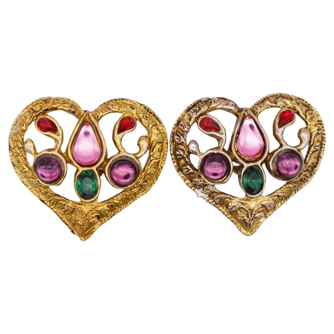 Christian Lacroix Vintage Grandi orecchini a cuore traforati con smeraldo e ametista