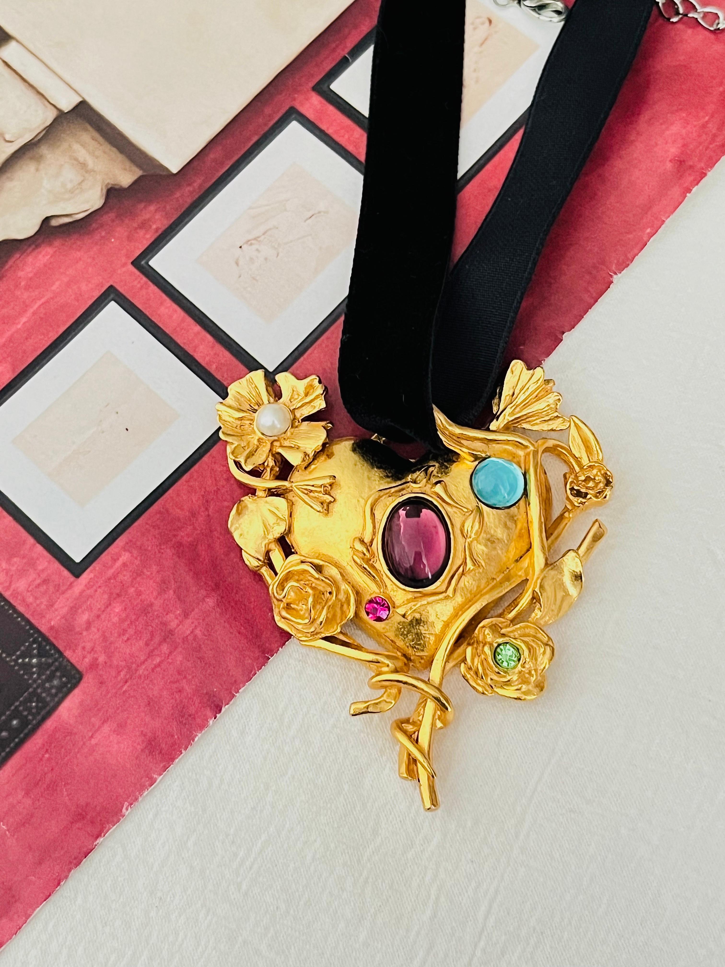 Women's or Men's Christian Lacroix Vintage Large Flower Crystals Pearl Heart Mirror Gold Pendant For Sale