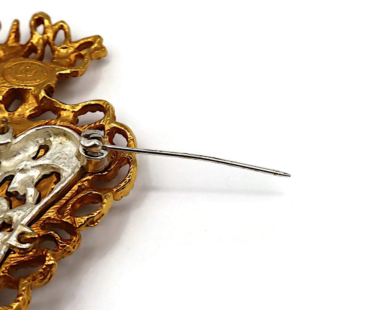 CHRISTIAN LACROIX Édition limitée Noël 1997 Sacré  Broche cœur flamboyant en vente 12