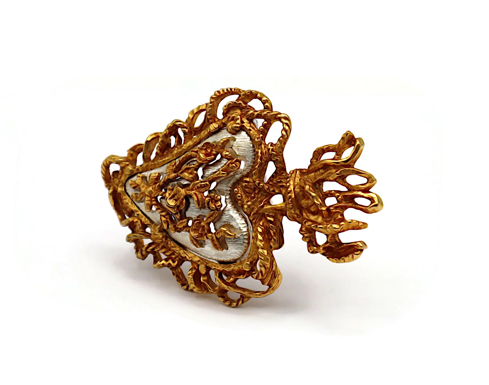 CHRISTIAN LACROIX Édition limitée Noël 1997 Sacré  Broche cœur flamboyant en vente 1