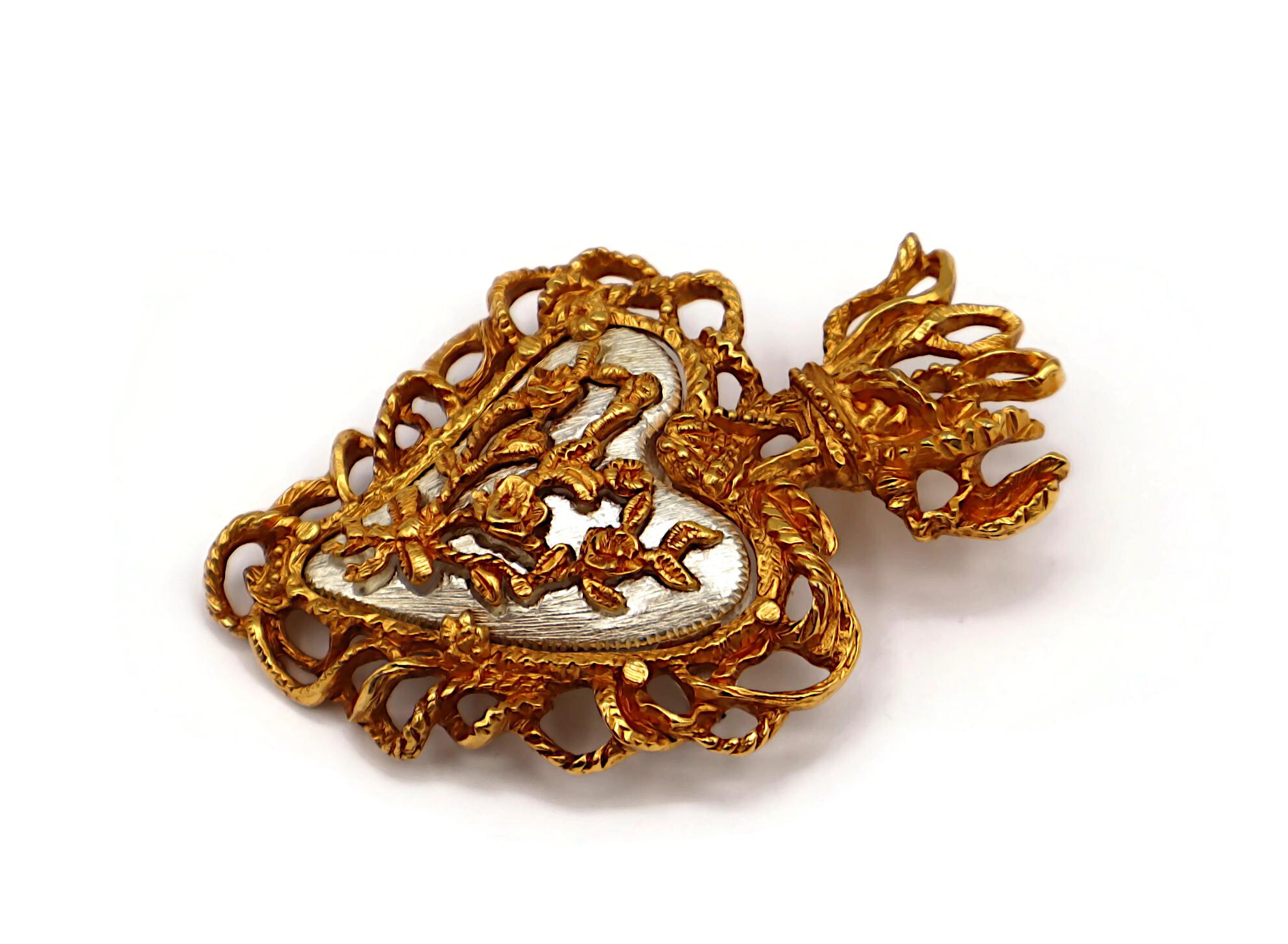 CHRISTIAN LACROIX Édition limitée Noël 1997 Sacré  Broche cœur flamboyant en vente 4