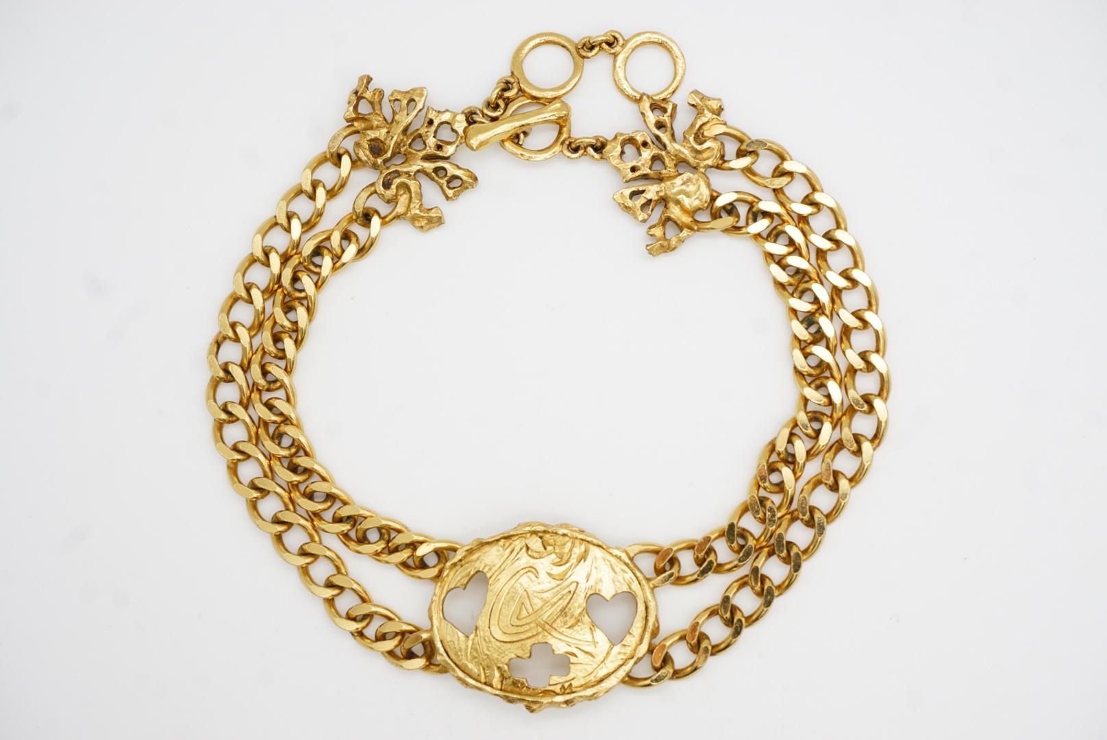 Collier ras du cou double couche avec logo Vintage Lacroix, cœur ovale et croix en vente 2