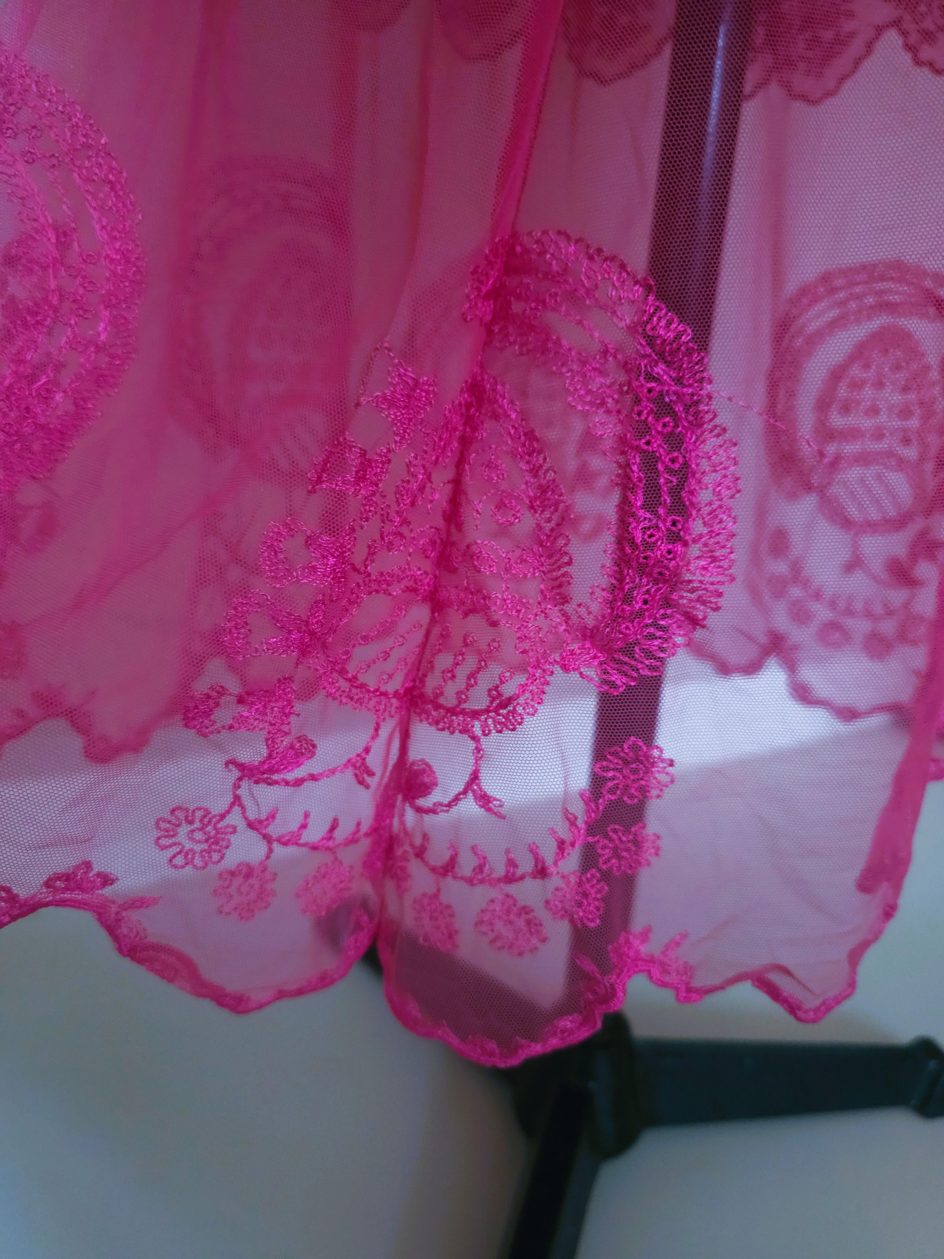 De las mujeres Christian Lacroix Vintage Falda Larga Roja y Rosa Años 90 en venta