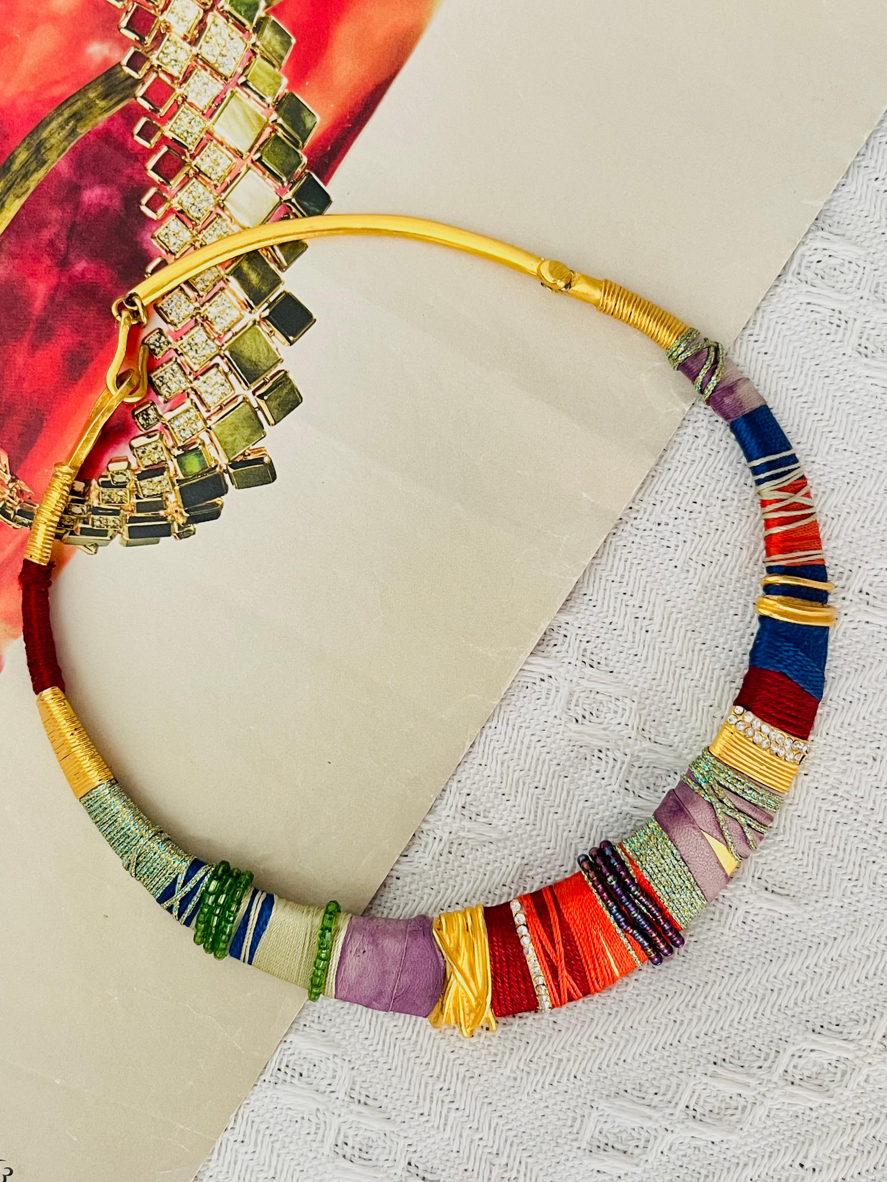 Christian Lacroix Vintage Masai Red Navy Green Crystals Choker Collar Necklace In Good Condition For Sale In Wokingham, England