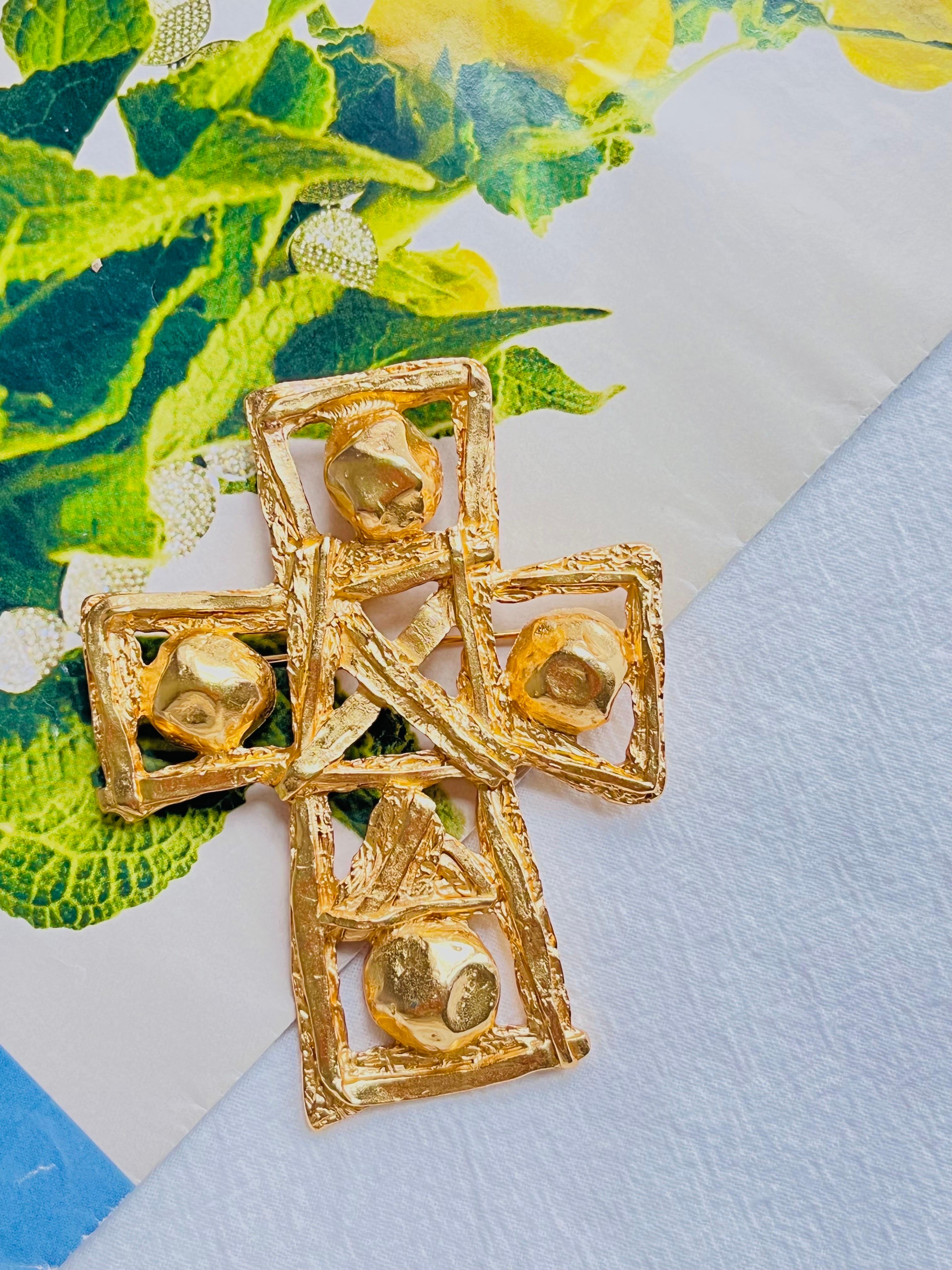 Women's or Men's Christian Lacroix Vintage Massive Extra Large Huge Cross Openwork Brooch Pendant