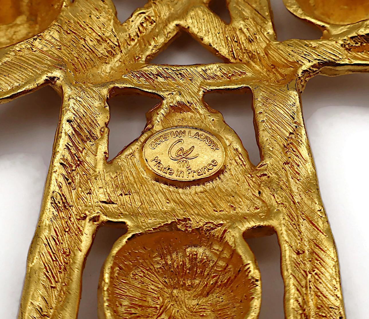 CHRISTIAN LACROIX Broche/pendentif vintage en forme de croix en or massif en vente 8
