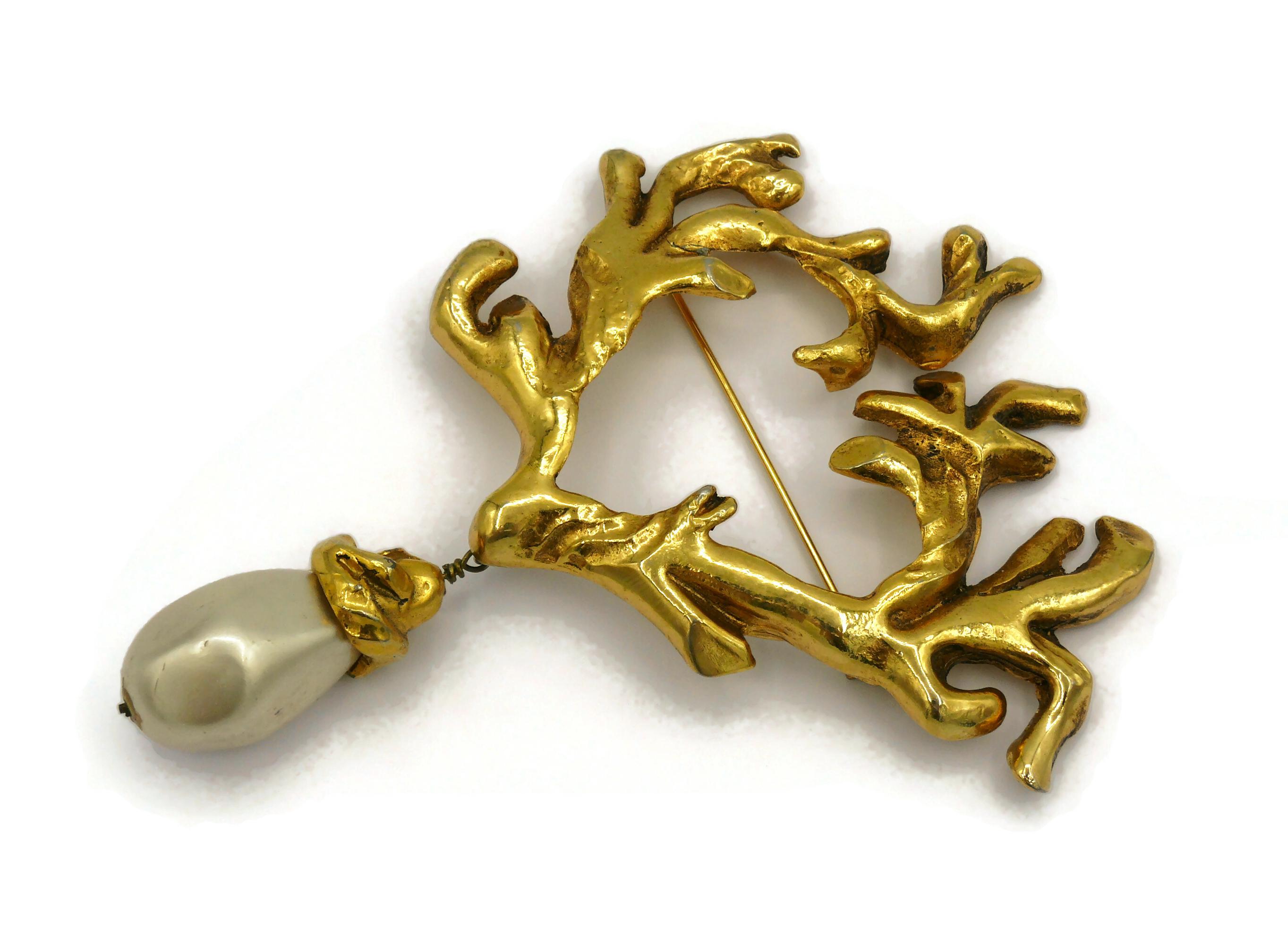 Women's CHRISTIAN LACROIX Vintage Massive Gold Tone Heart Brooch For Sale