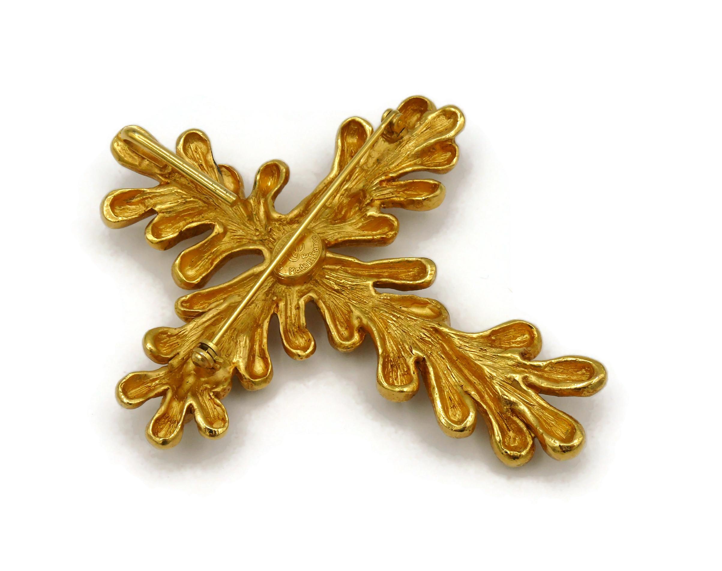 CHRISTIAN LACROIX Vintage Massive Gold Tone Splash Cross Brooch Pendant For Sale 2