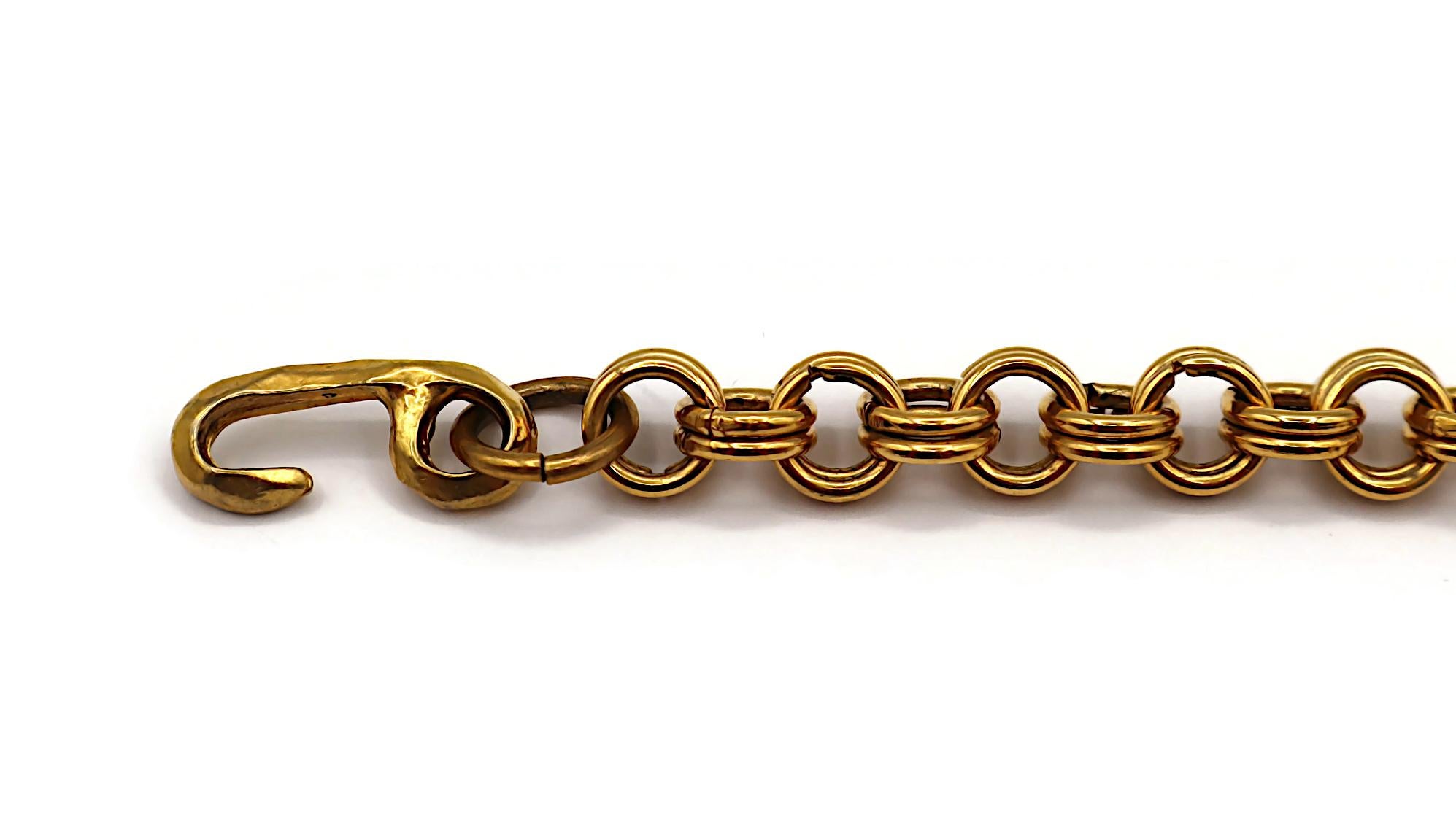 CHRISTIAN LACROIX Collier pendentif vintage en forme de cœur massif Bon état - En vente à Nice, FR