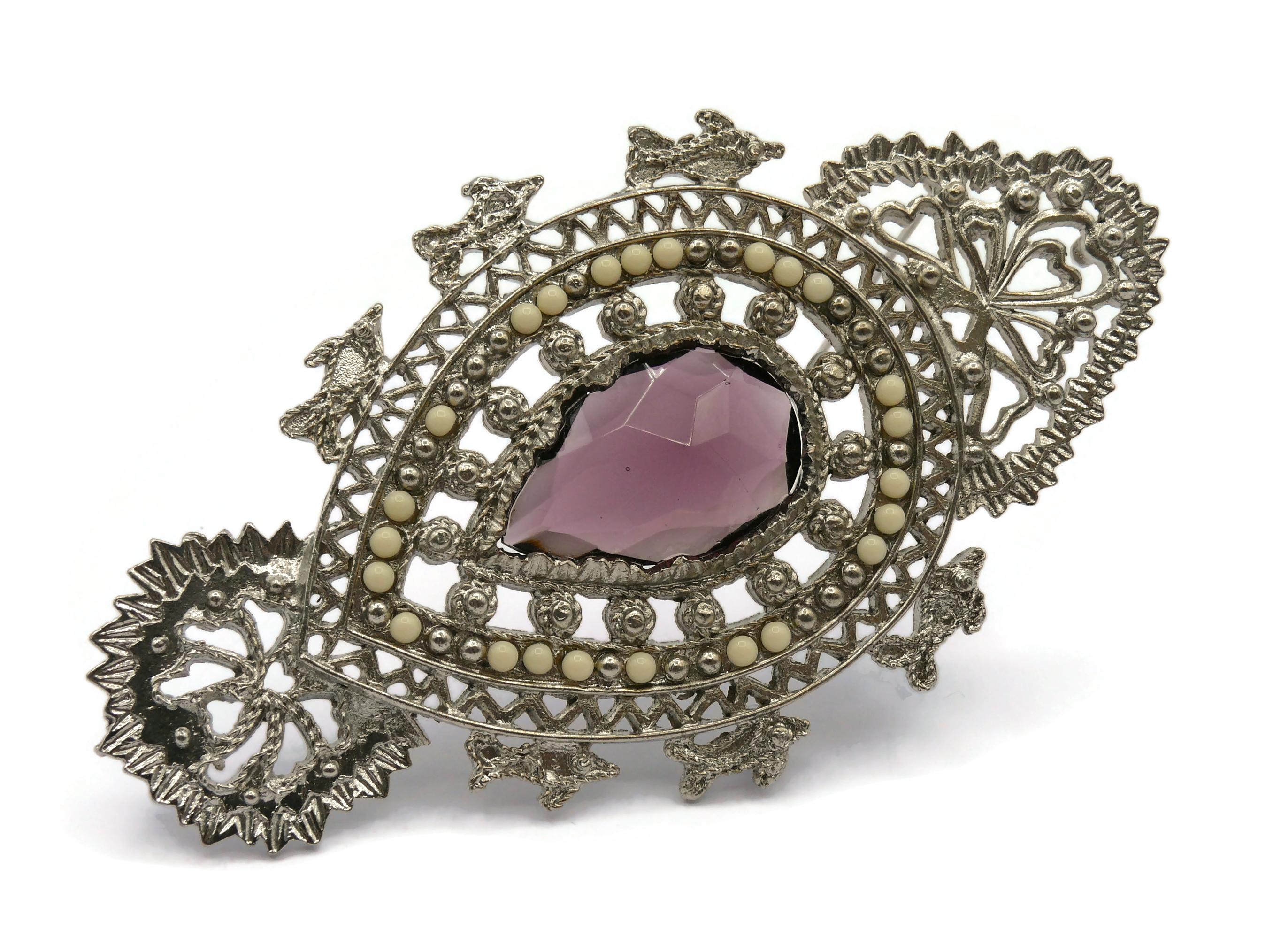 CHRISTIAN LACROIX Vintage Massive Indian Inspired Brooch Pendant In Excellent Condition For Sale In Nice, FR