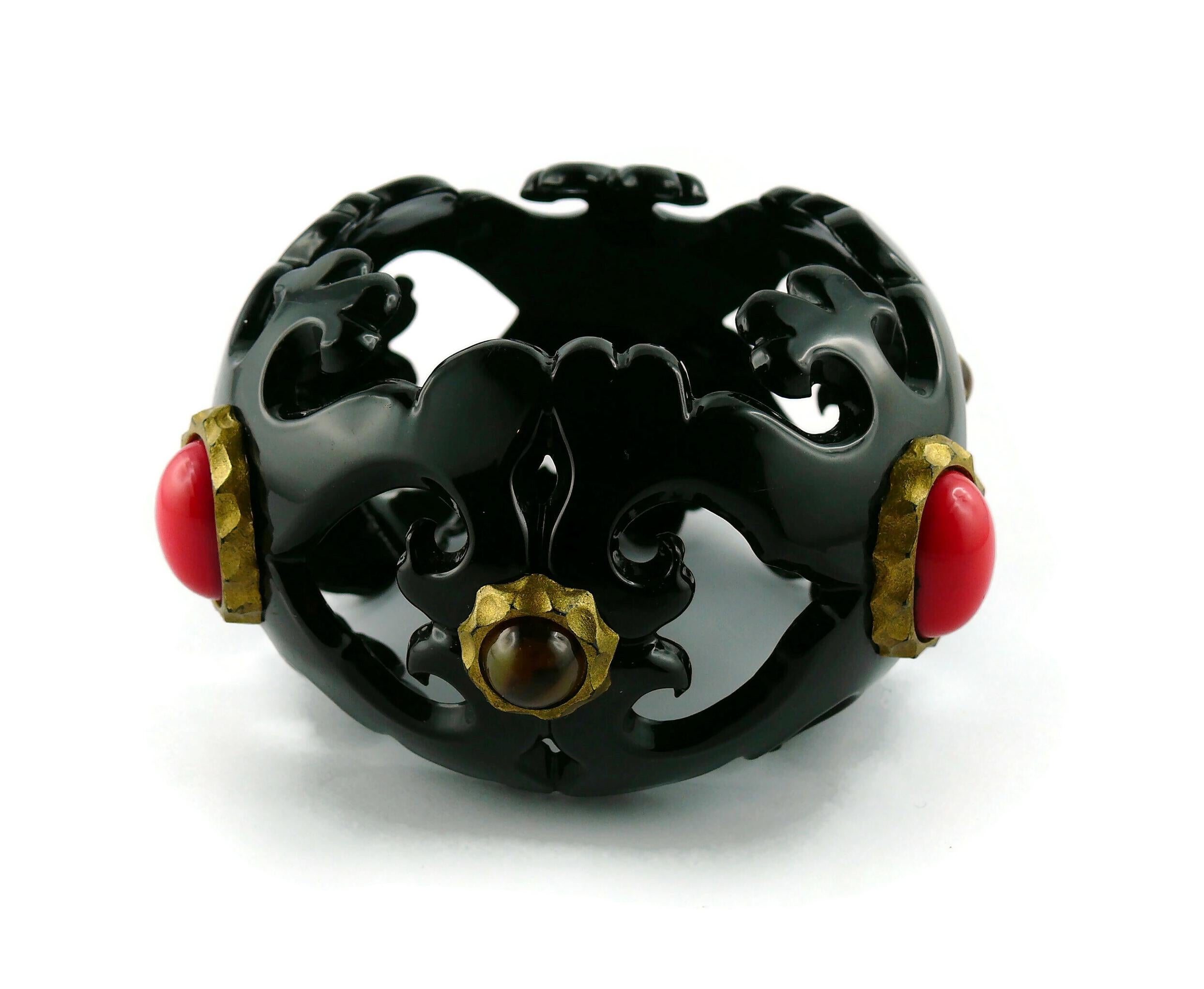 Christian Lacroix Vintage Massive Openwork Heart Design Resin Cuff Bracelet For Sale 4