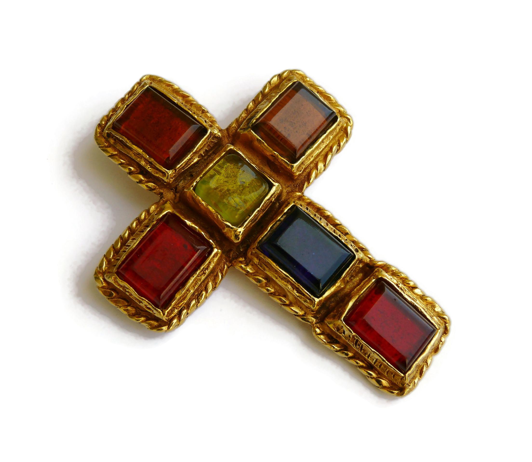 Christian Lacroix Vintage Pate de Verre Cross Brooch In Good Condition In Nice, FR