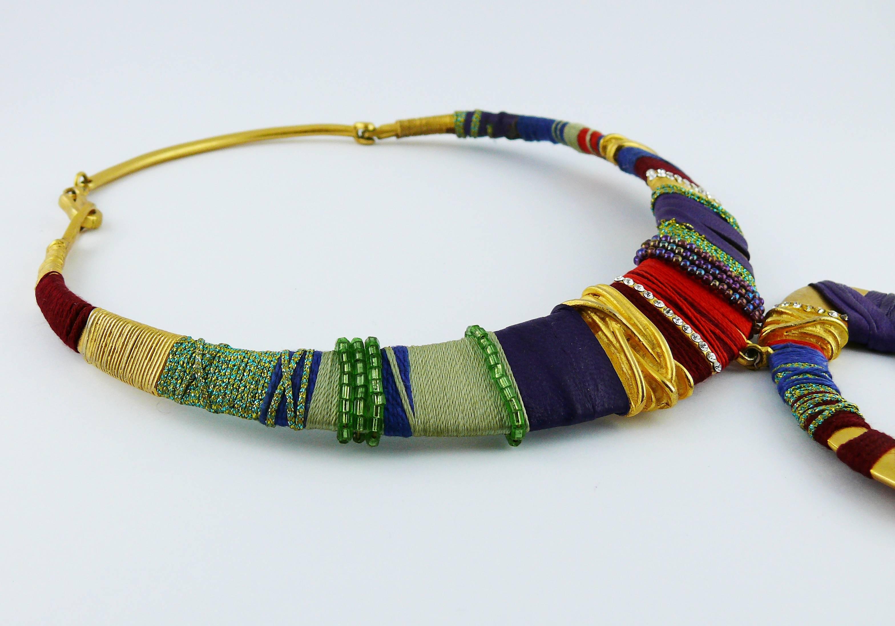 Christian Lacroix, rare collier écusson vintage d'inspiration Masai en vente 1