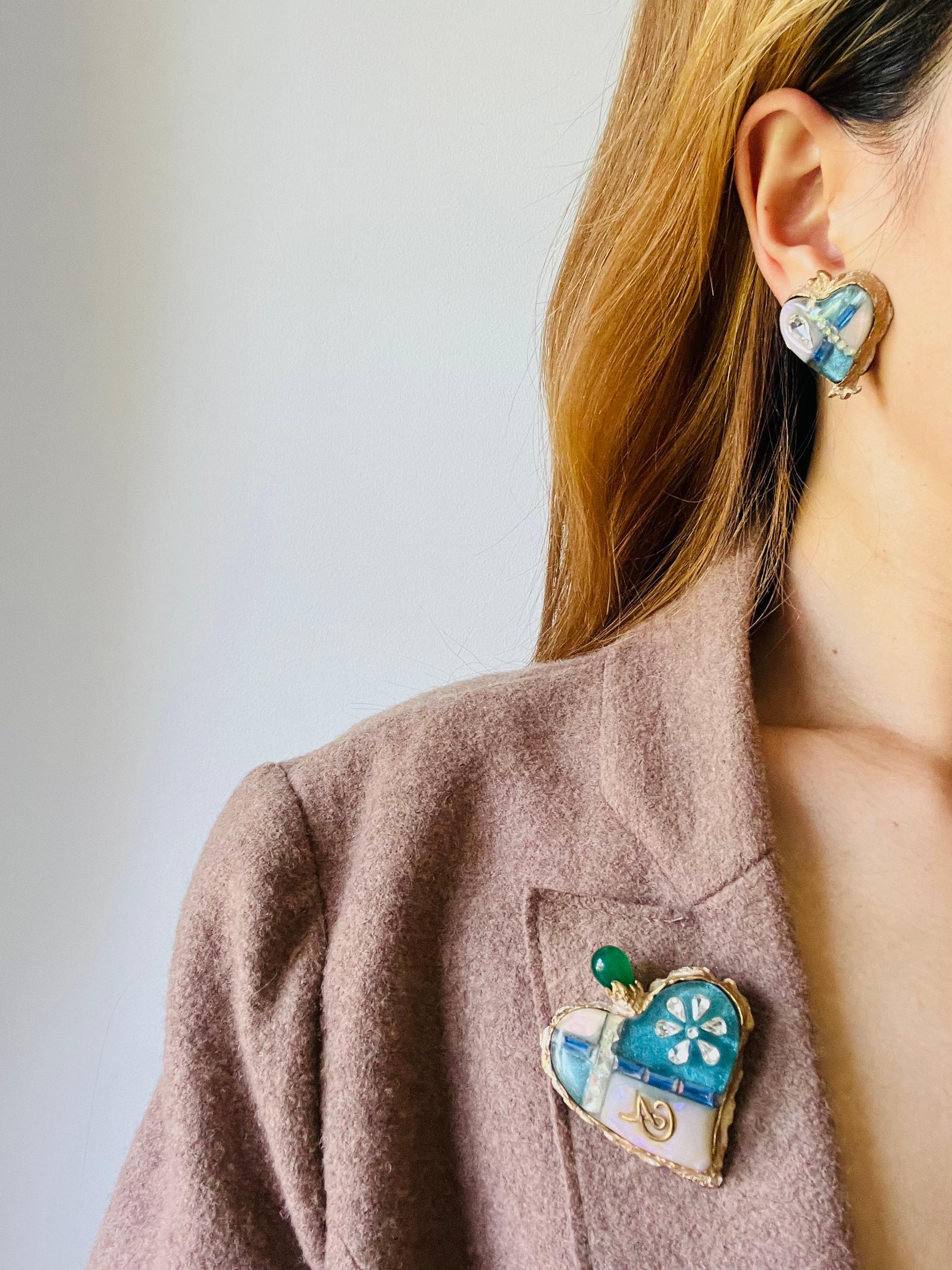 Christian Lacroix Vintage Sacred Heart Logo Inset Cross Emerald Sapphire 2 Set For Sale 4