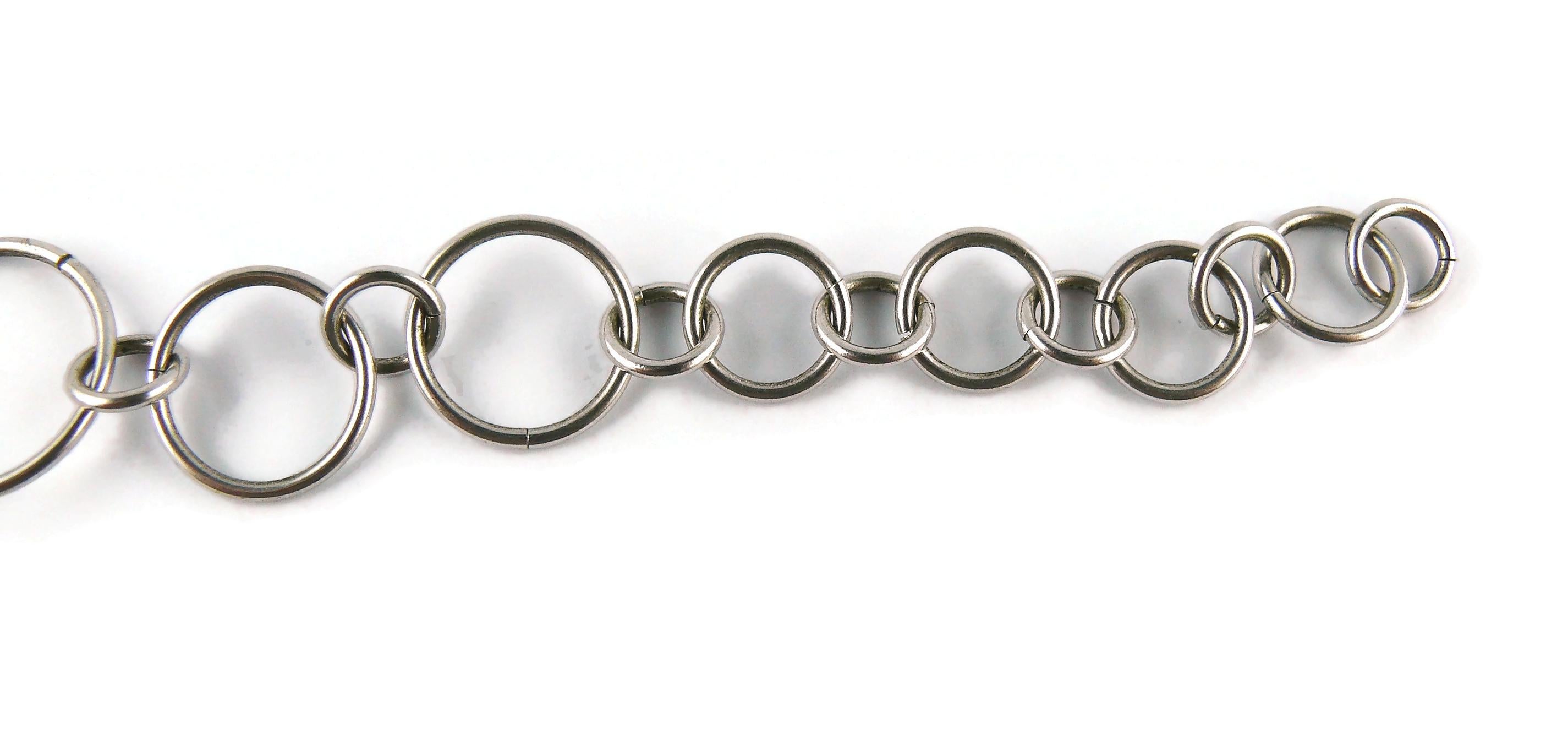 Christian Lacroix, collier médaillon vintage en forme de cœur découpé au laser en vente 8