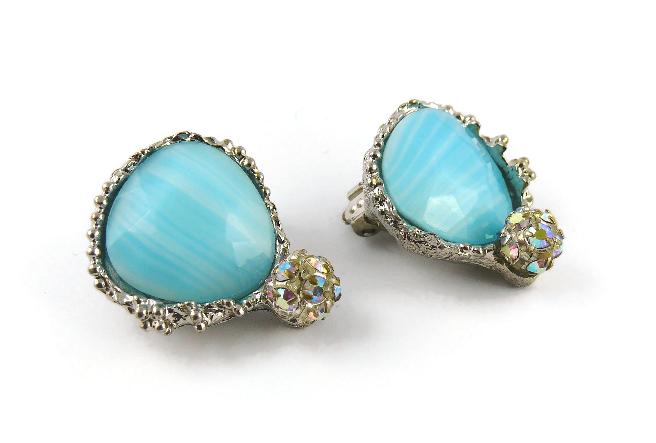 Christian Lacroix Vintage Silver Toned Marbled Blue Glass Clip-On Earrings In Good Condition For Sale In Nice, FR