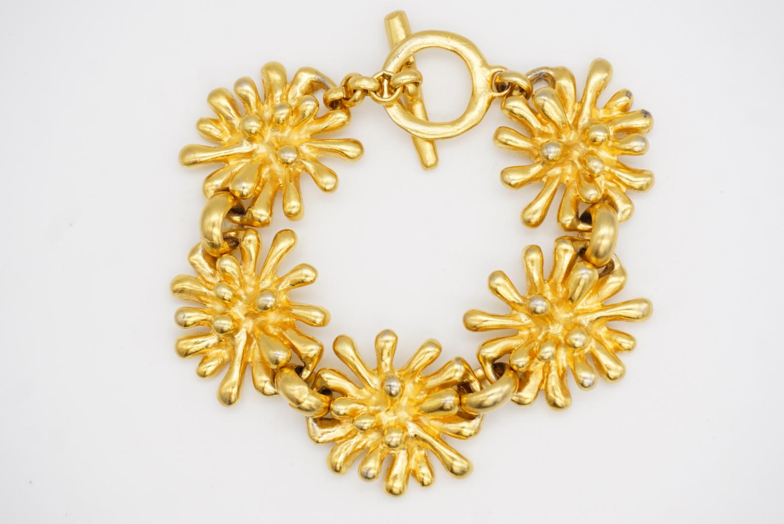 Christian Lacroix Vintage Spark Firework Flower 5 Charm Chunky Linked Bracelet For Sale 3