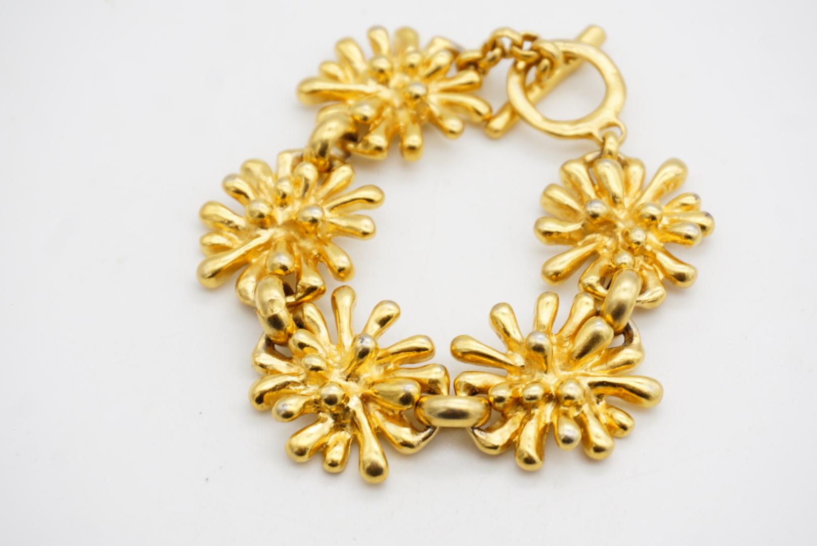 Christian Lacroix Vintage Spark Firework Flower 5 Charm Chunky Linked Bracelet For Sale 4
