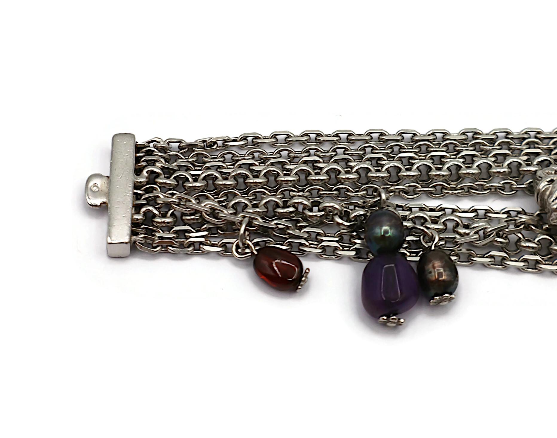 CHRISTIAN LACROIX Vintage Sterling Silver Chain Bracelet with Charms In Good Condition For Sale In Nice, FR