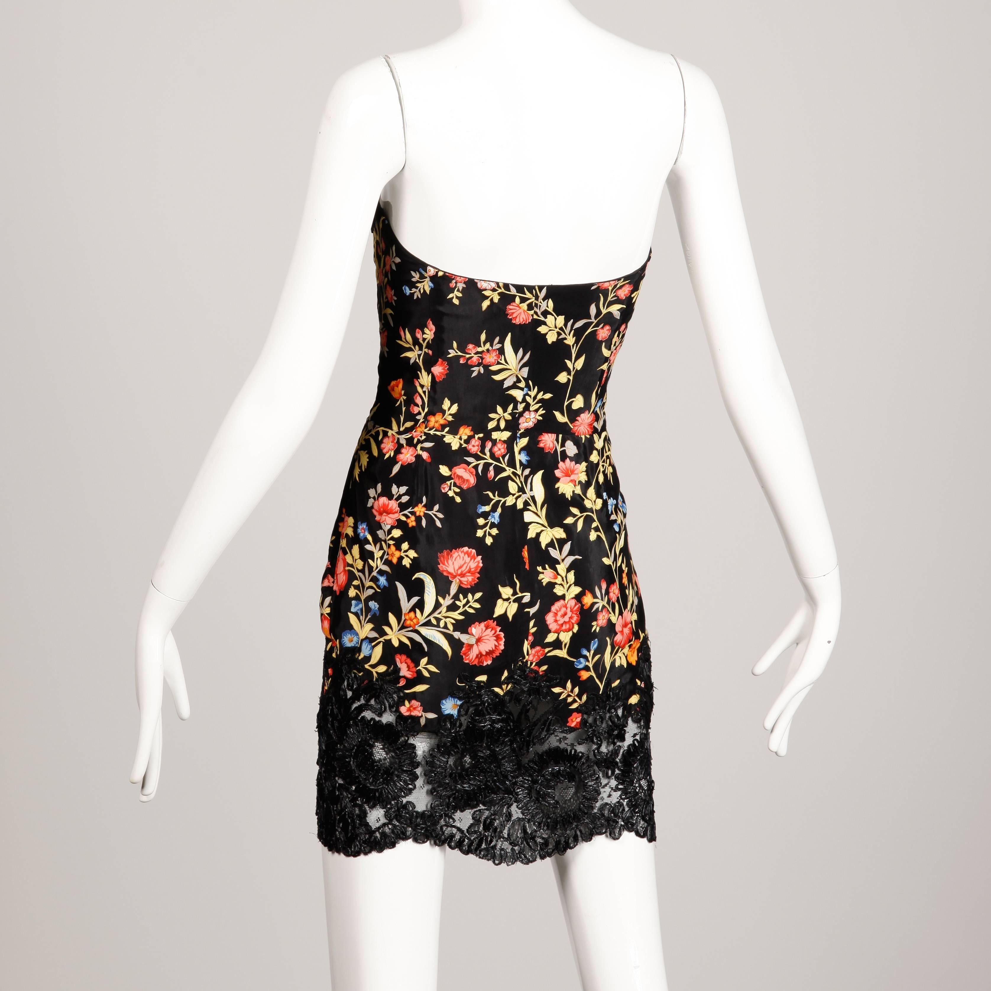 Christian Lacroix Vintage Trägerloses Minikleid mit Blumendruck und Raffia, 1990er Jahre (Schwarz) im Angebot