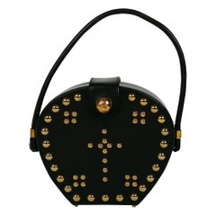 Christian Lacroix Bolso Vintage de Cuero Negro con Tachuelas de Inspiración Gótica