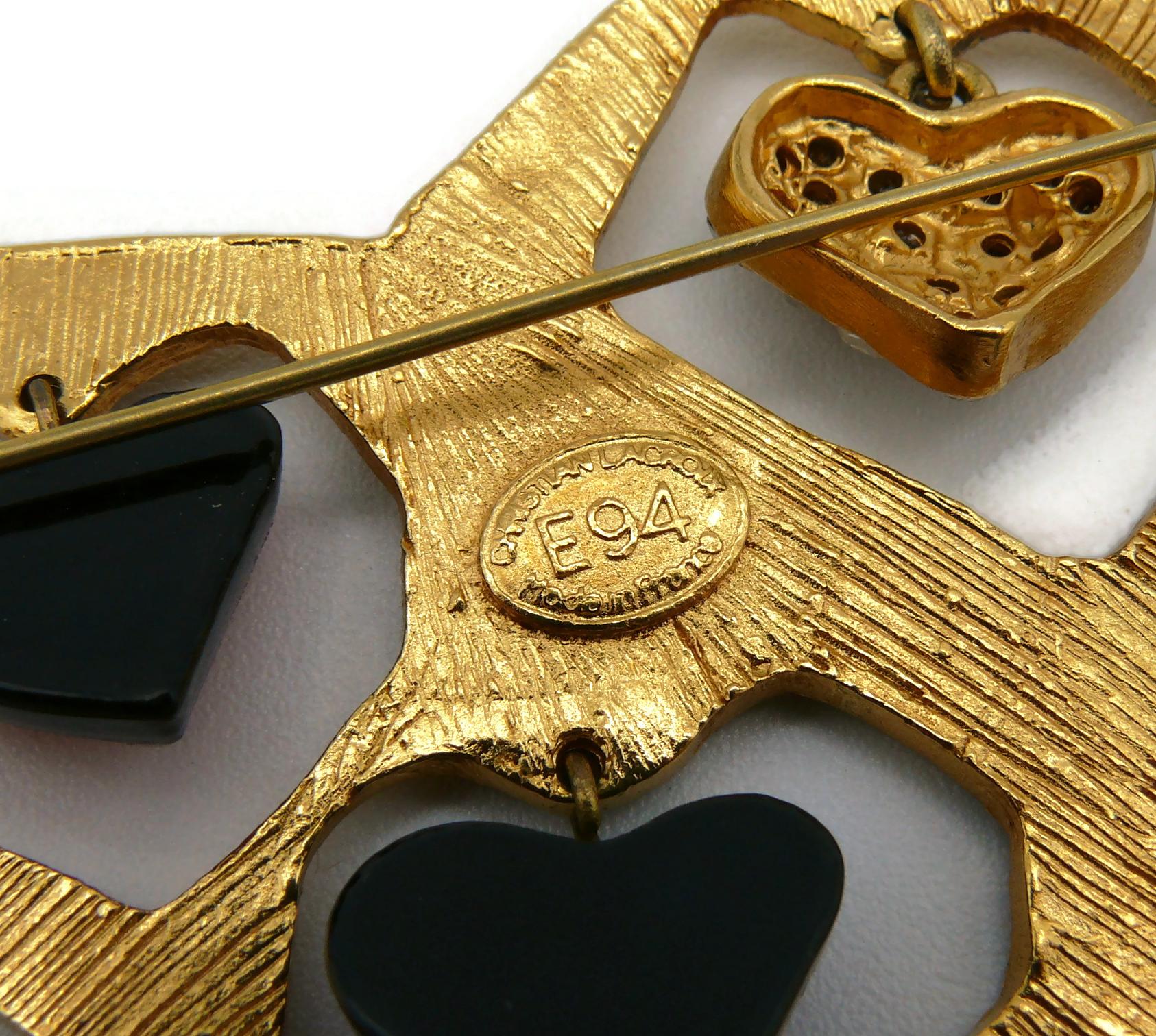 CHRISTIAN LACROIX Vintage Textured Gold Toned Heart Charms Brooch For Sale 7