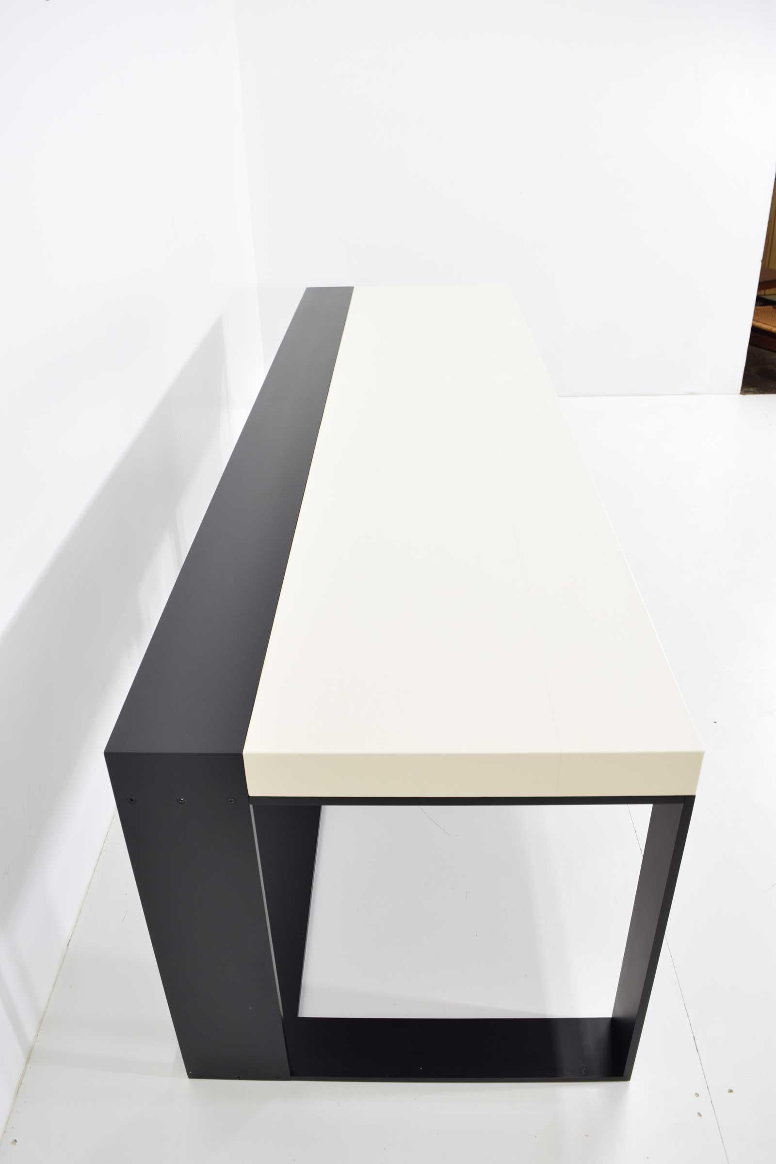 Bureau connectable en cuir Christian Liaigre 3