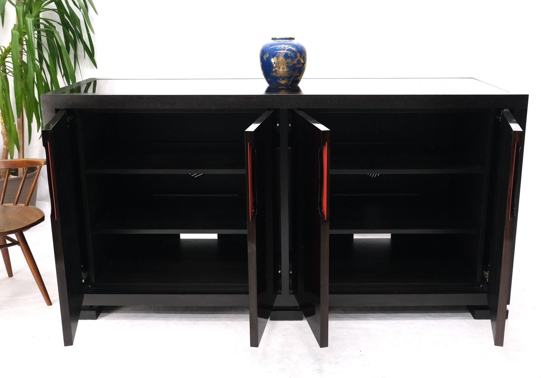 Americano Christian Liaigre HolLY HUNT Credenza a 4 ante con finiture in legno di palissandro ebanizzato in vendita
