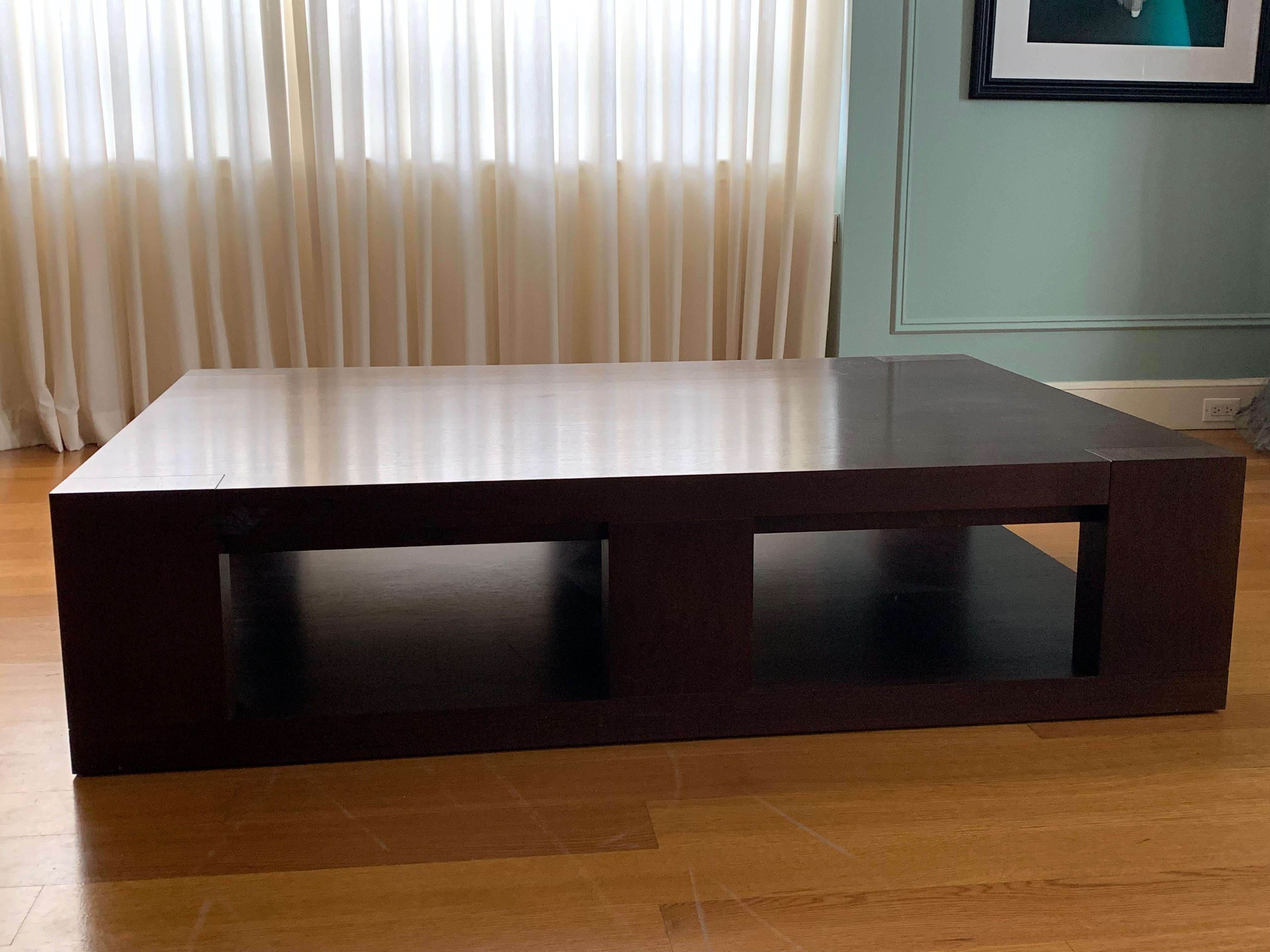 holly hunt coffee table