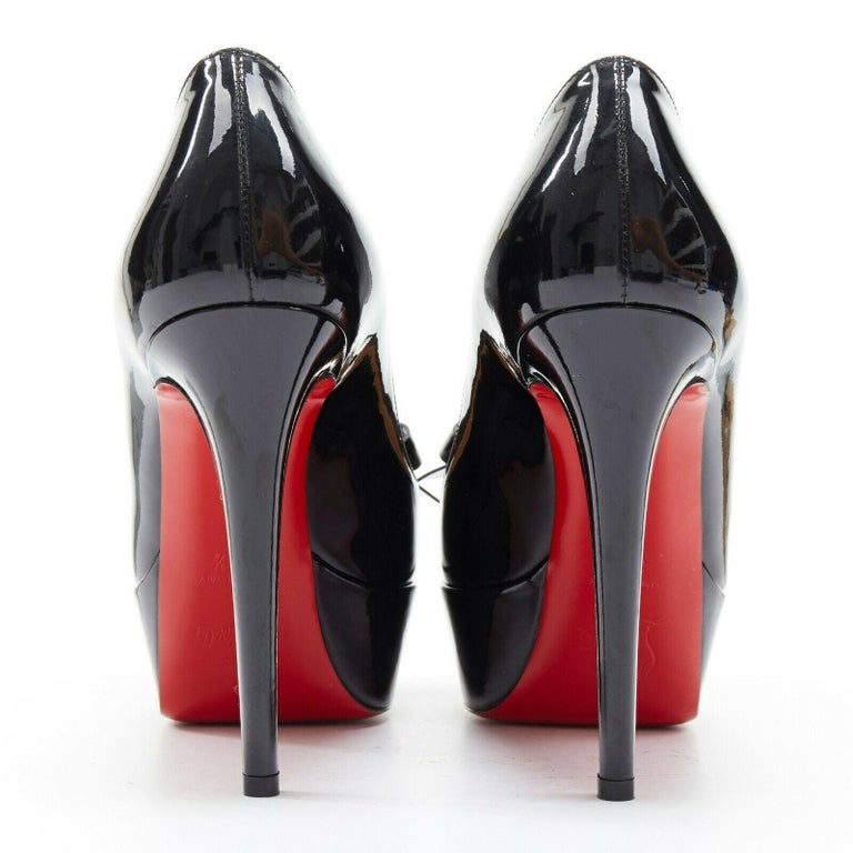 platform round toe pumps