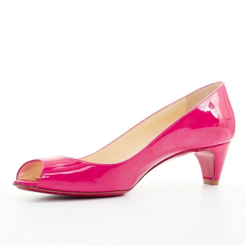 CHRISTIAN LOUBOUTIN 45mm fuschia rosa Lack Peep Toe gebogener Kitten Heel EU36 im Zustand „Gut“ im Angebot in Hong Kong, NT