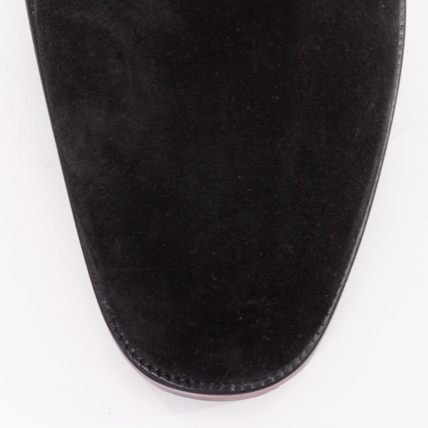 CHRISTIAN LOUBOUTIN Alpinosol Flat suede leather lug sole Chelsea boot EU43 For Sale 1