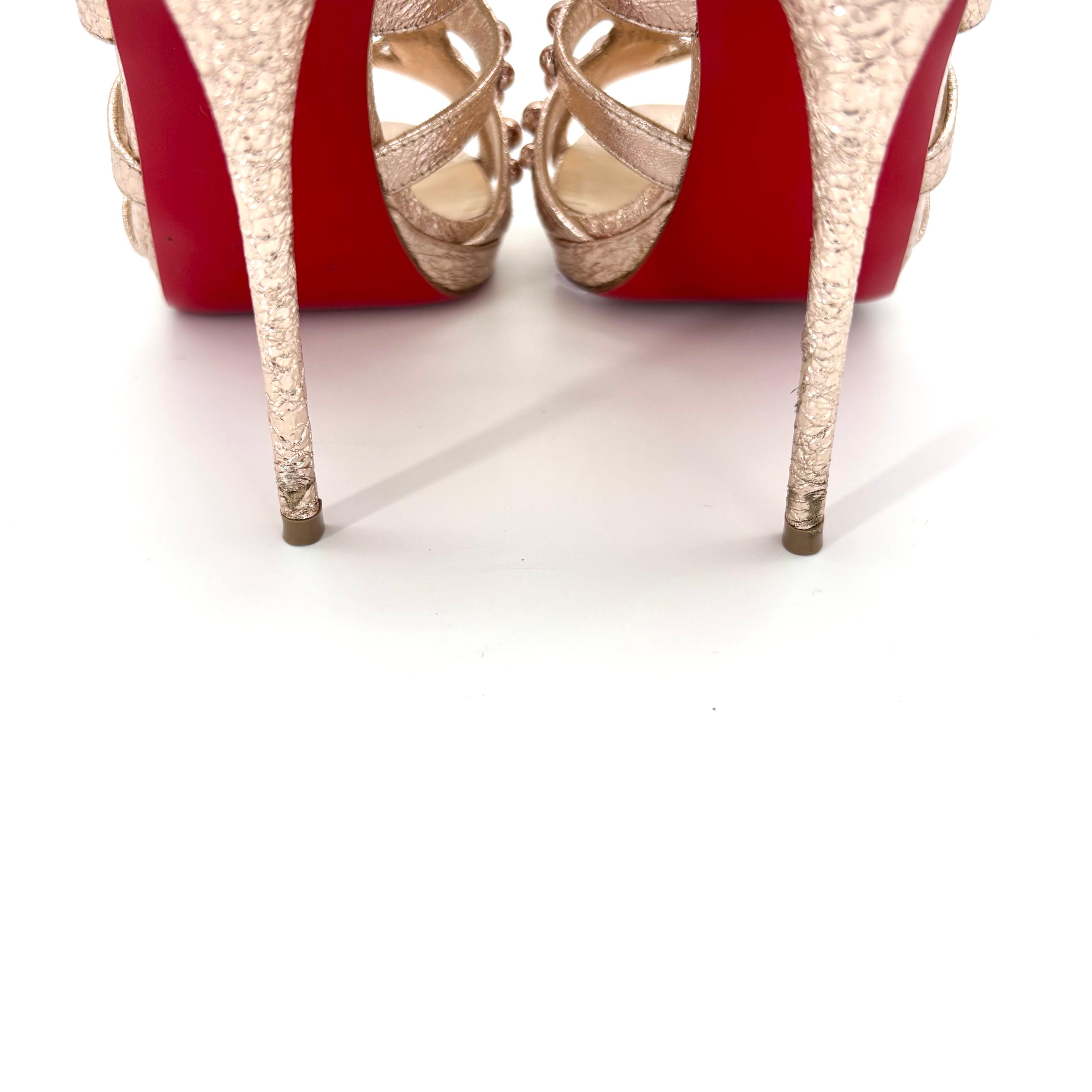 Christian Louboutin Amazoutiful 120 Rose Gold Gladiator Knee High Sandals 35.5 en vente 3