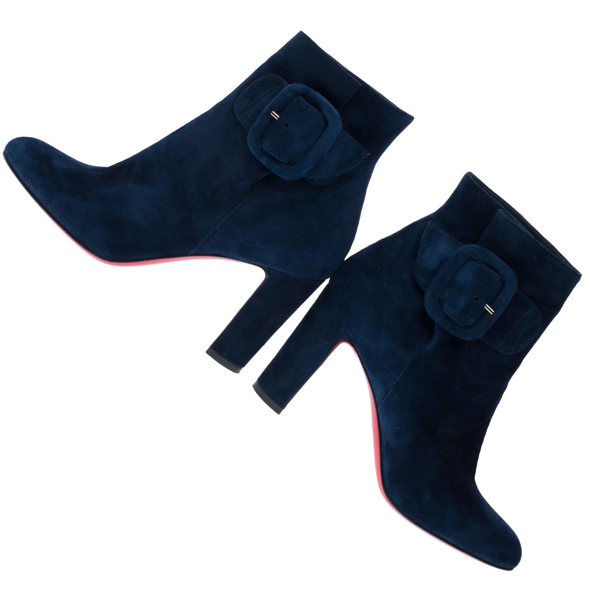 Christian Louboutin ankleboot in blue suede, size 37 For Sale 5