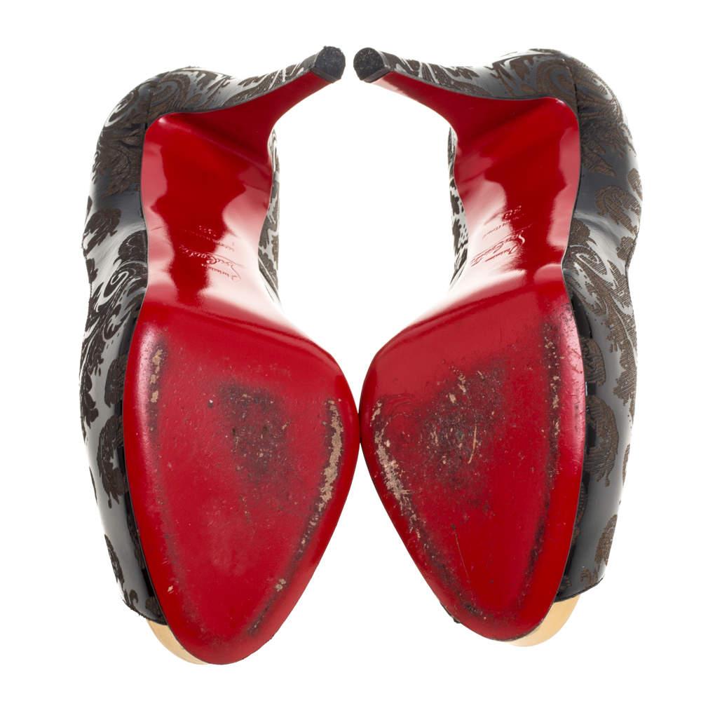 Christian Louboutin Arabesque Leather Very Prive Peep Toe Platform Pumps Size 38 For Sale 3