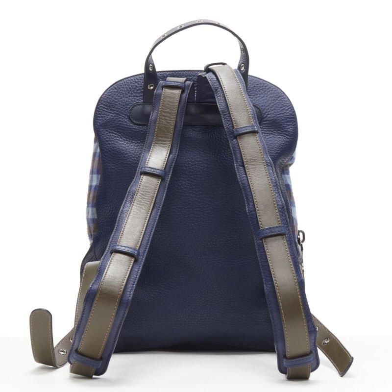 Uomo CHRISTIAN LOUBOUTIN Backloubi borsa zaino con borchie a spillo in percalle blu e marrone in vendita