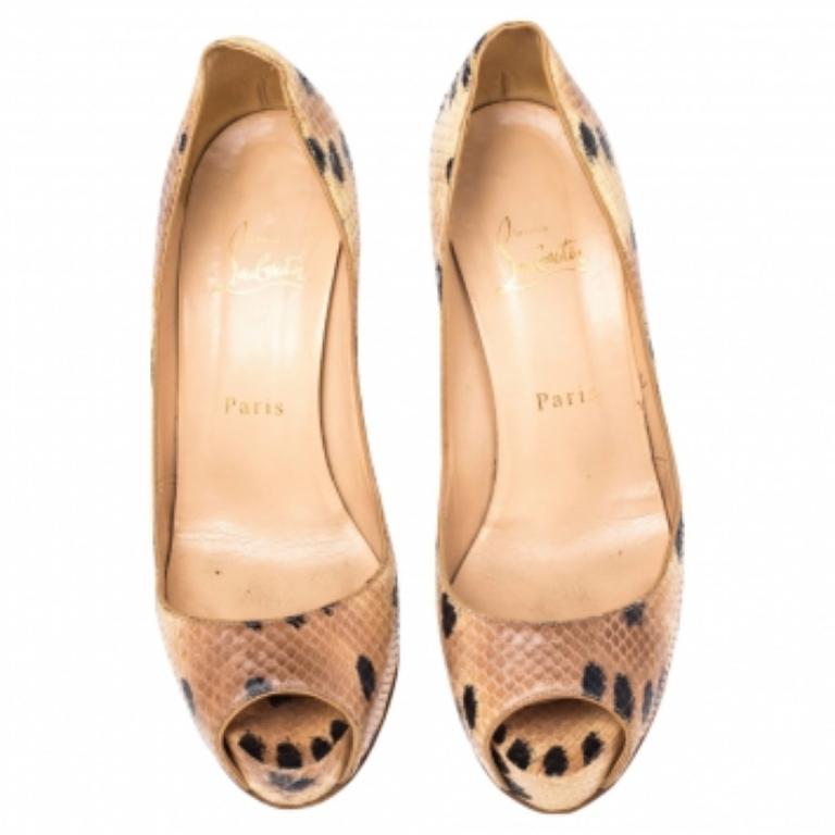 Christian Louboutin Beige/Noir Peau de serpent   Prive  Escarpins taille 38 3