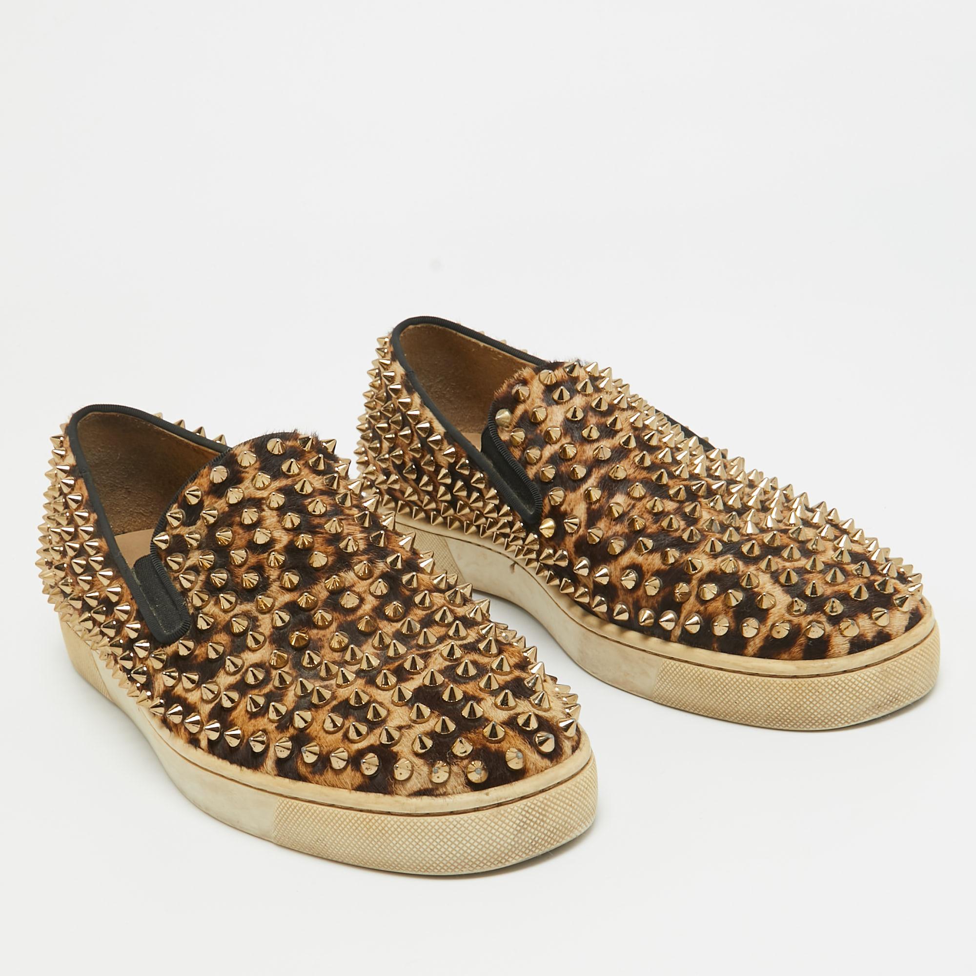 Men's Christian Louboutin Beige/Brown Leopard Print Calf Hair Sneakers Size 40.5 For Sale