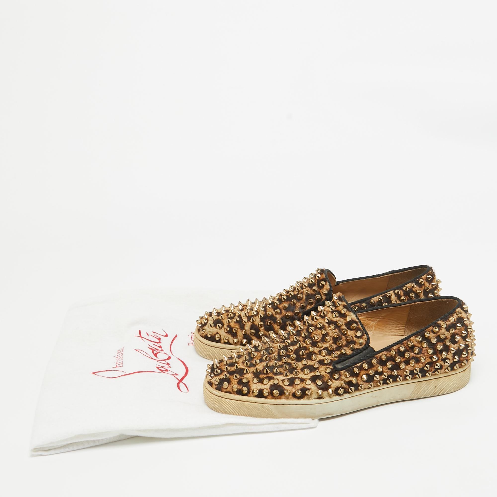Christian Louboutin Beige/Brown Leopard Print Calf Hair Sneakers Size 40.5 For Sale 5