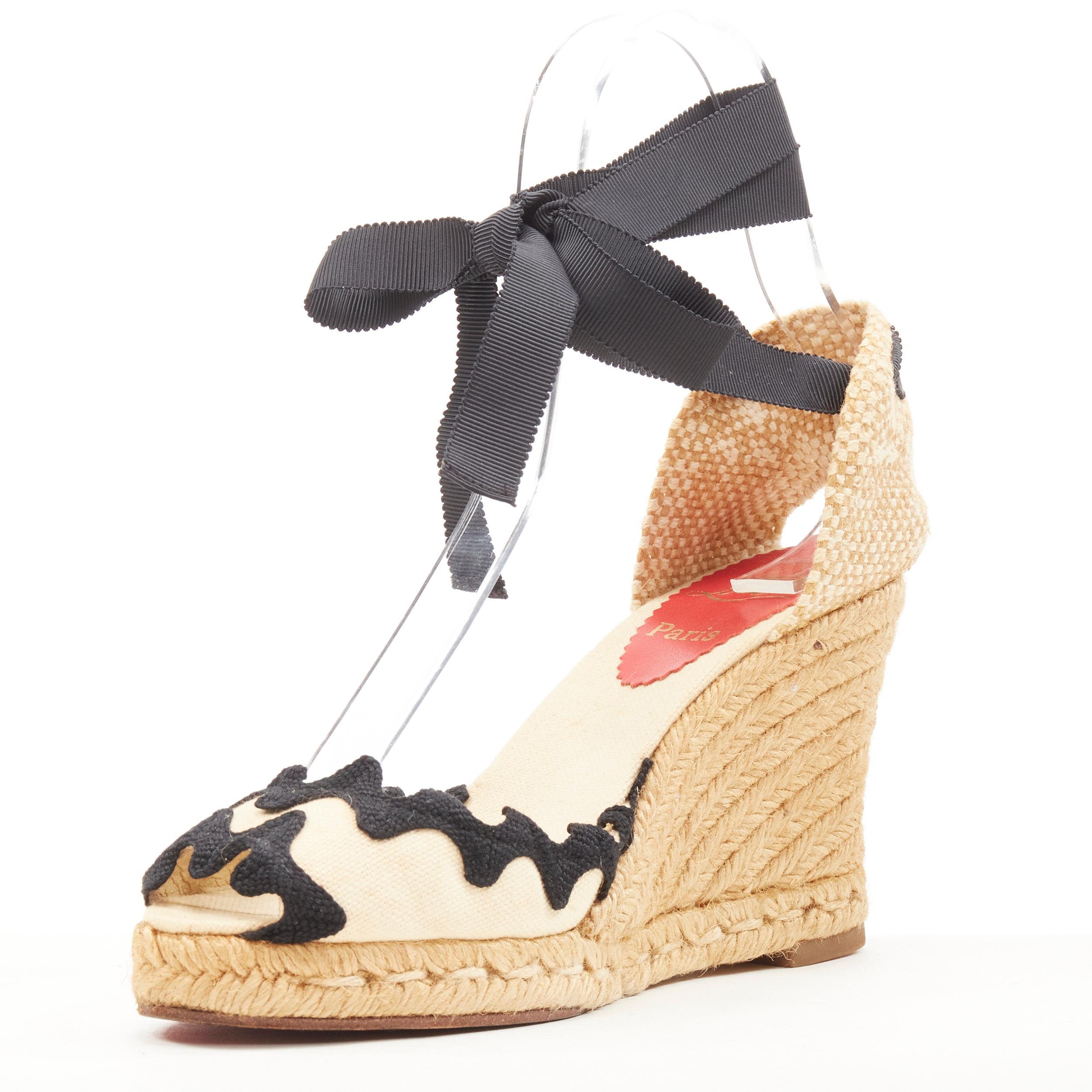 CHRISTIAN LOUBOUTIN beige canvas black scalloped espadrille wedge heel EU37 In Good Condition In Hong Kong, NT