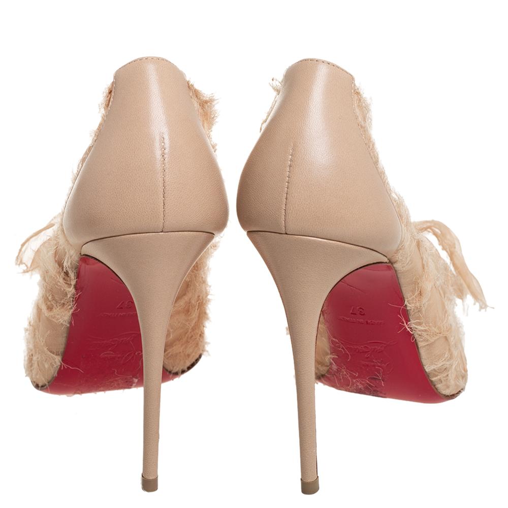 Christian Louboutin Beige Fabric And Leather TouFrou Pumps Size 37 In Good Condition In Dubai, Al Qouz 2