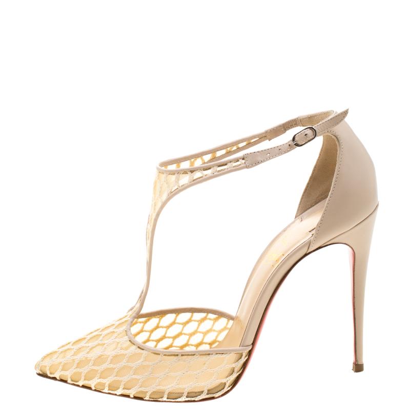 There's nothing that speaks elegance better than lace and that's why these Salonu sandals by Christian Louboutin are a dream worth owning. Beautifully designed as a T-strap with lace and mesh, these sandals flaunt pointed toes, 11 cm heels, and the