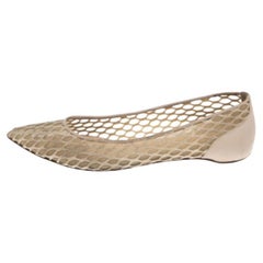Christian Louboutin  Ballerines beiges en cuir et maille, taille 36,5