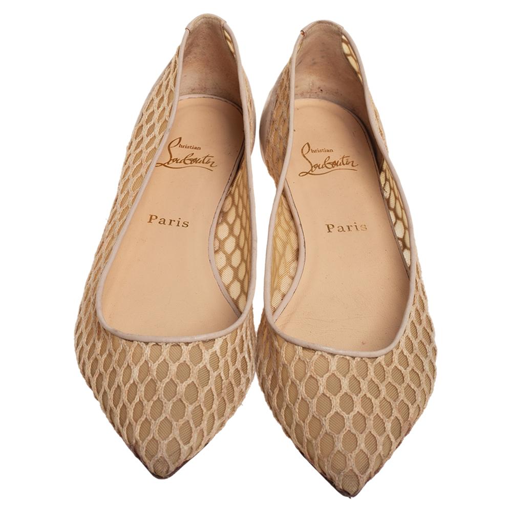 Christian Louboutin Beige Leather And Mesh Ballet Flats Size 39 In Good Condition In Dubai, Al Qouz 2