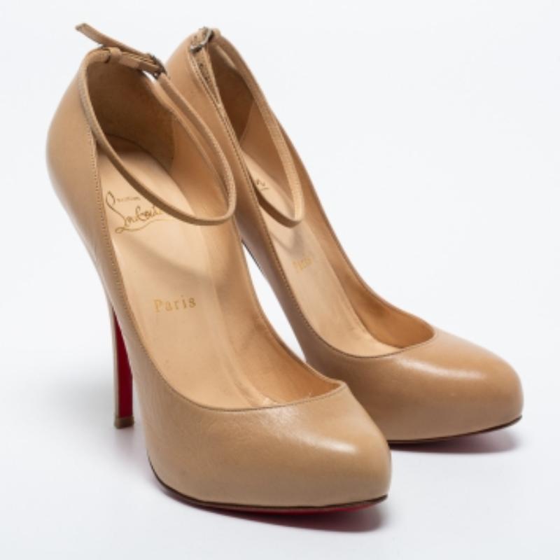 Christian Louboutin Beige Leder-Pumps mit Knöchelriemen Größe 37,5 im Angebot 2