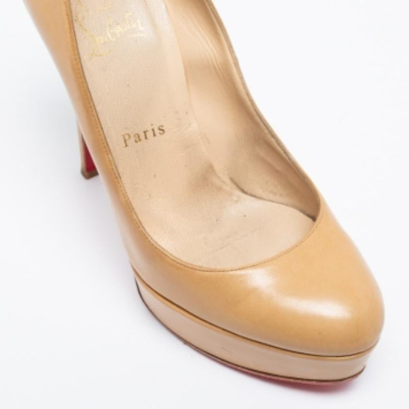 Christian Louboutin Beige Leather Bianca Platform Pumps Size 37.5 Pour femmes en vente
