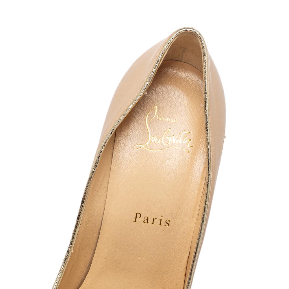 Christian Louboutin Bombín Biblio de piel beige Talla 37.5 1