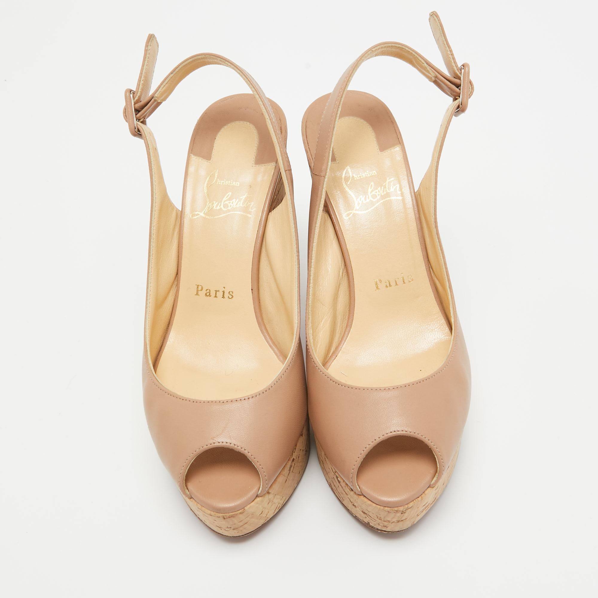 Christian Louboutin Beige Leather Donna Anna Cork Sandals Size 36 In Good Condition In Dubai, Al Qouz 2