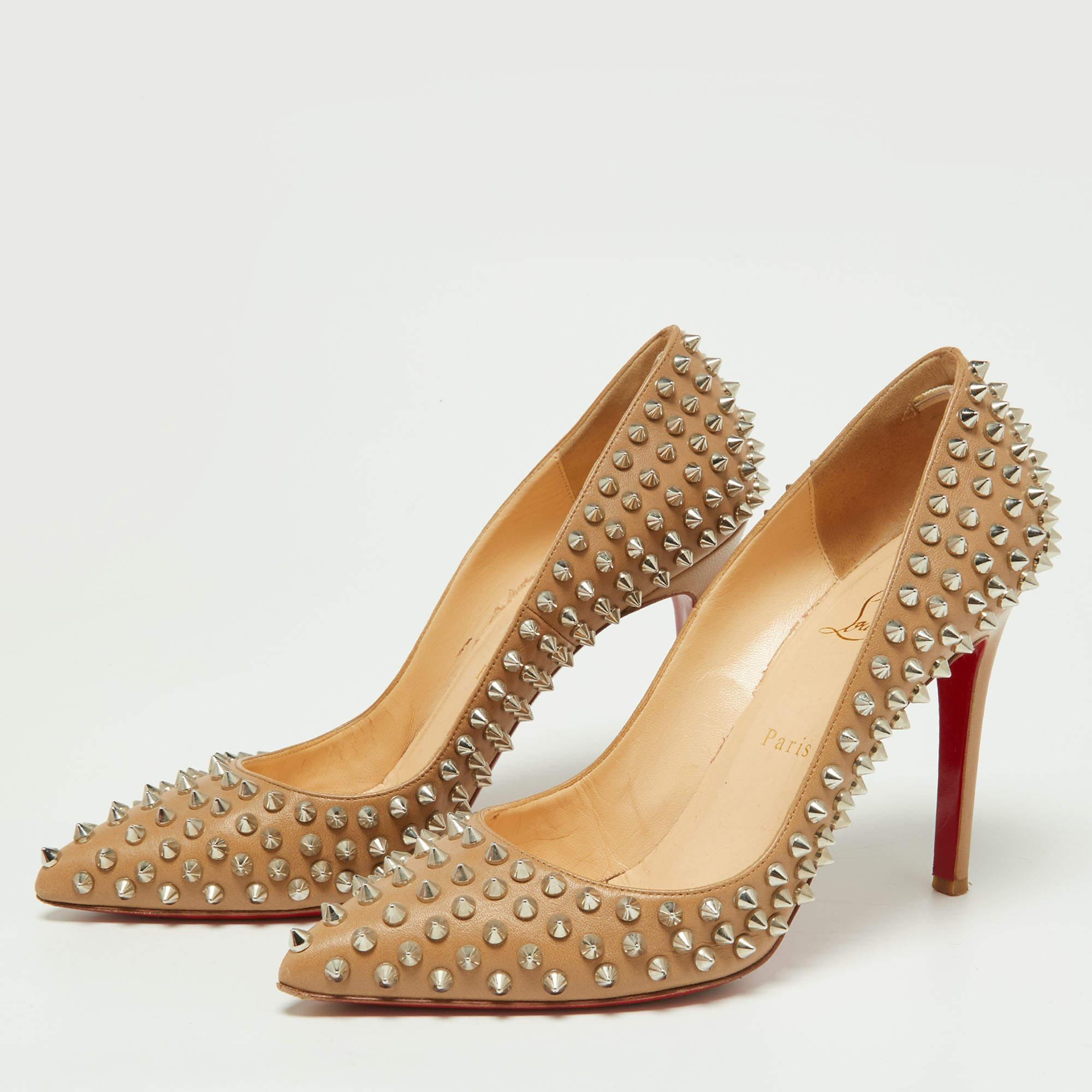 Women's Christian Louboutin Beige Leather Pigalle Spikes Pumps Size 39.5 For Sale